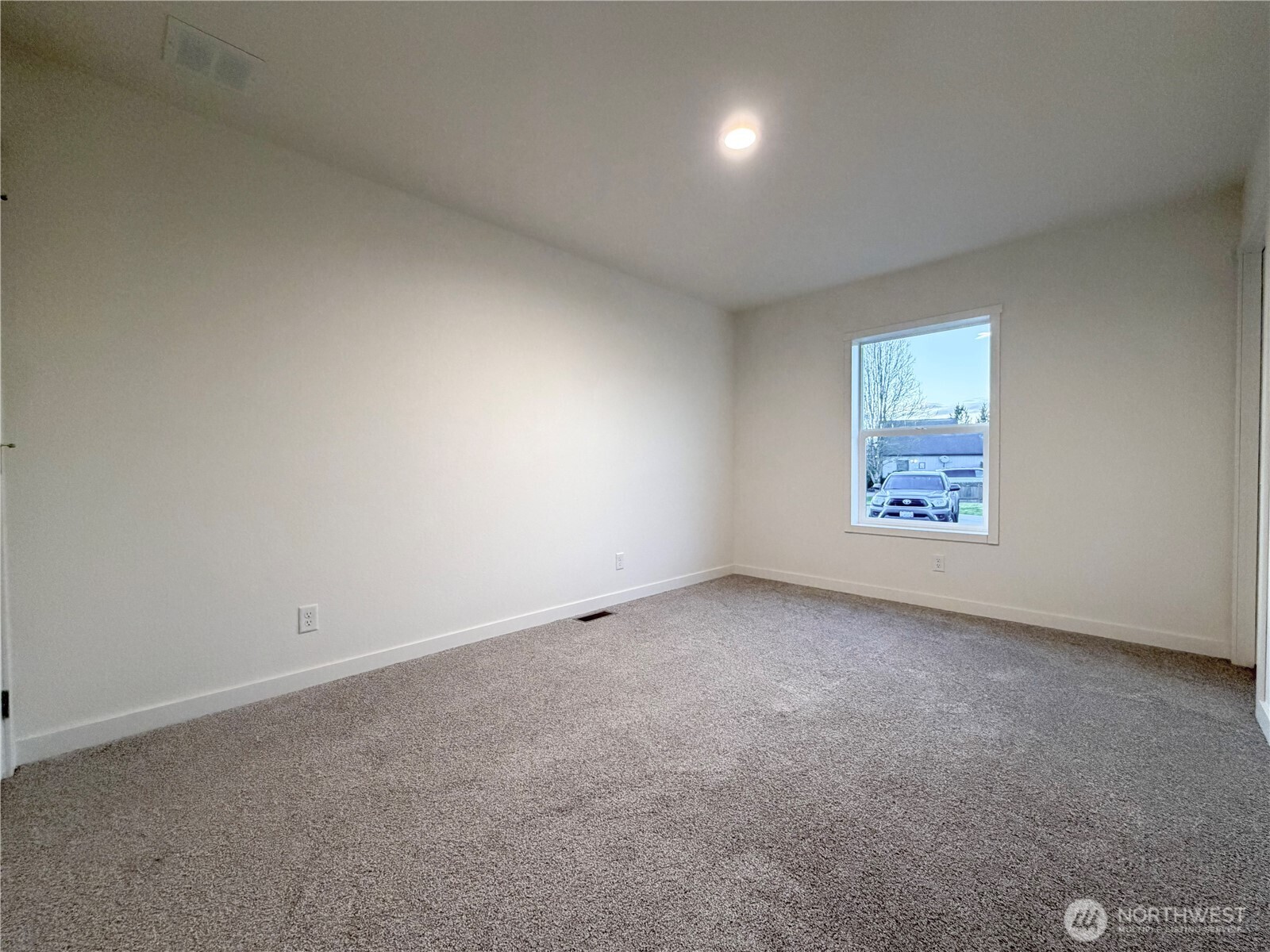 4554 Windemere Street Longview, WA 98632 - Photo 11 of 16