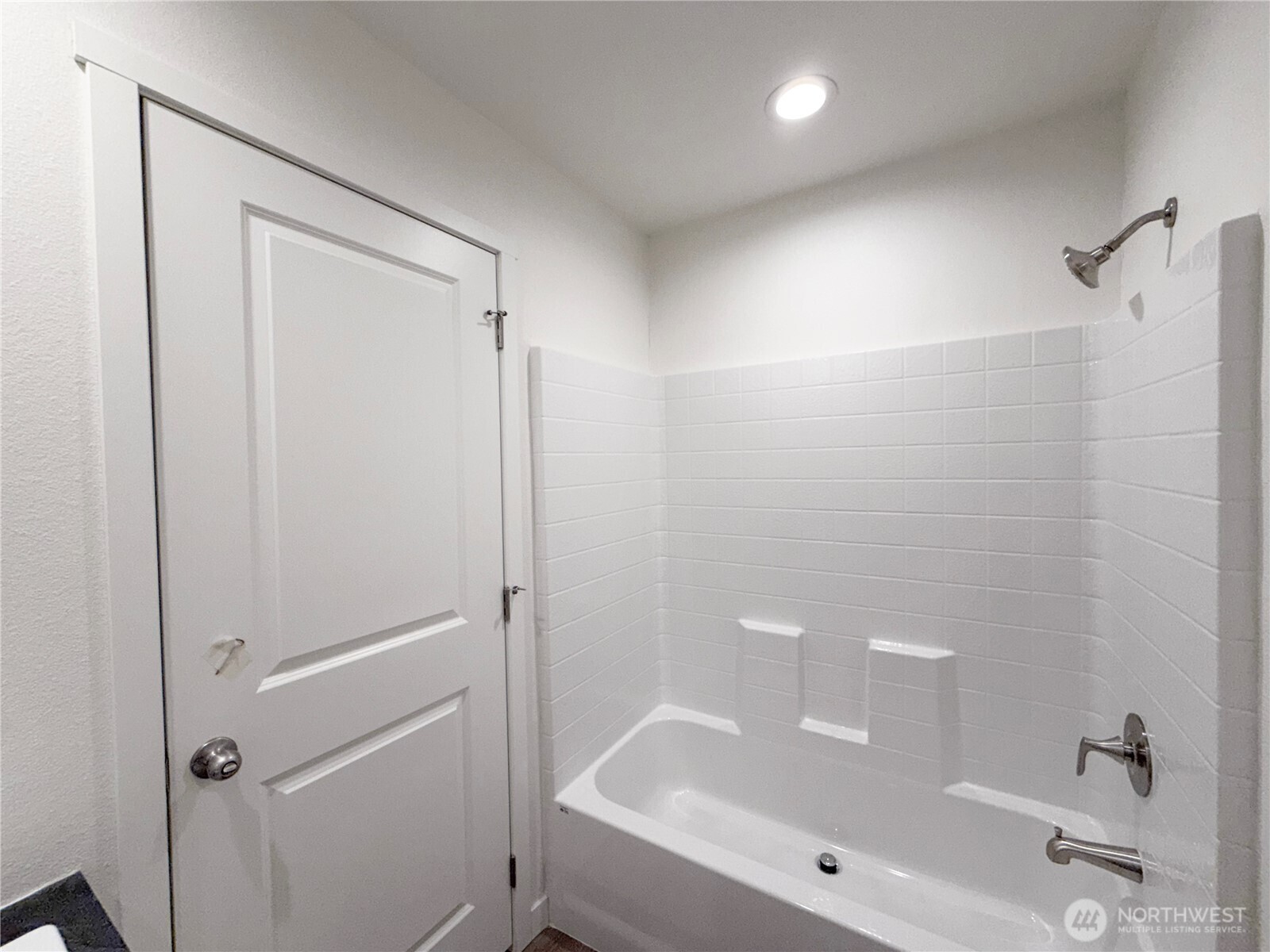 4554 Windemere Street Longview, WA 98632 - Photo 10 of 16