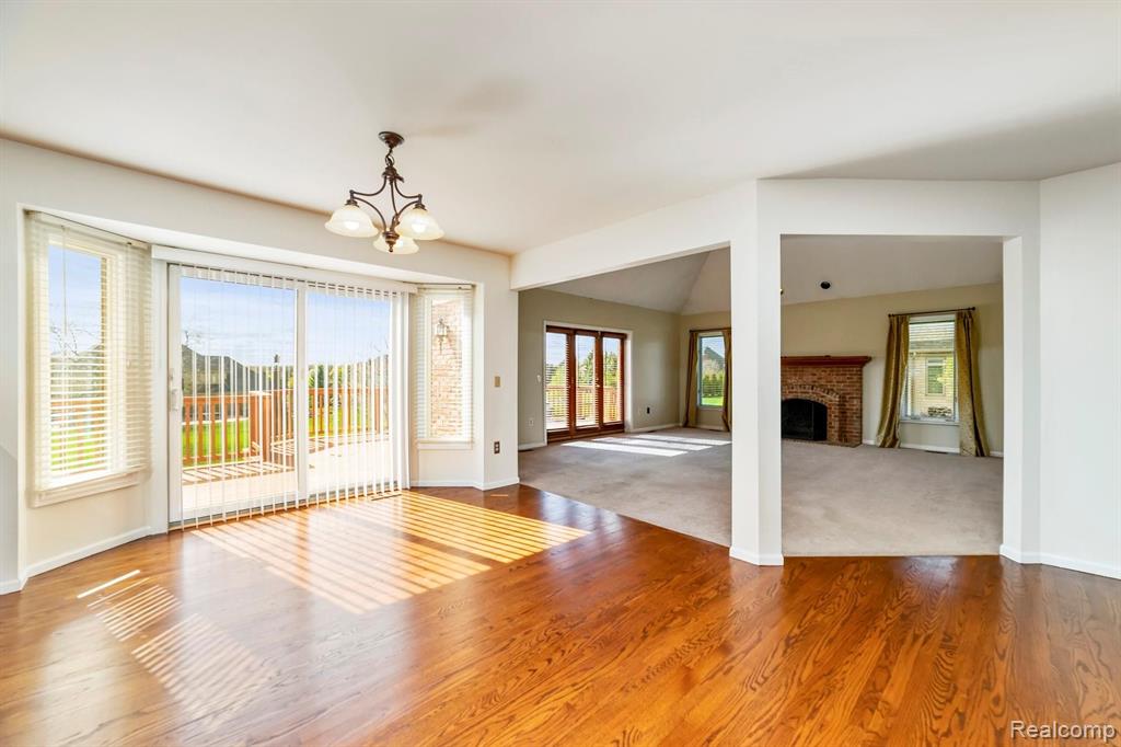 4190 Oak Tree Circle Rochester, MI 48306 - Photo 7 of 34