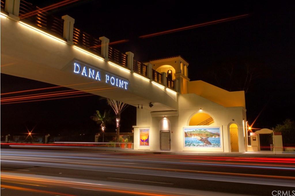 43 Cassis Dana Point, CA 92629 - Photo 34 of 41 a view of a building