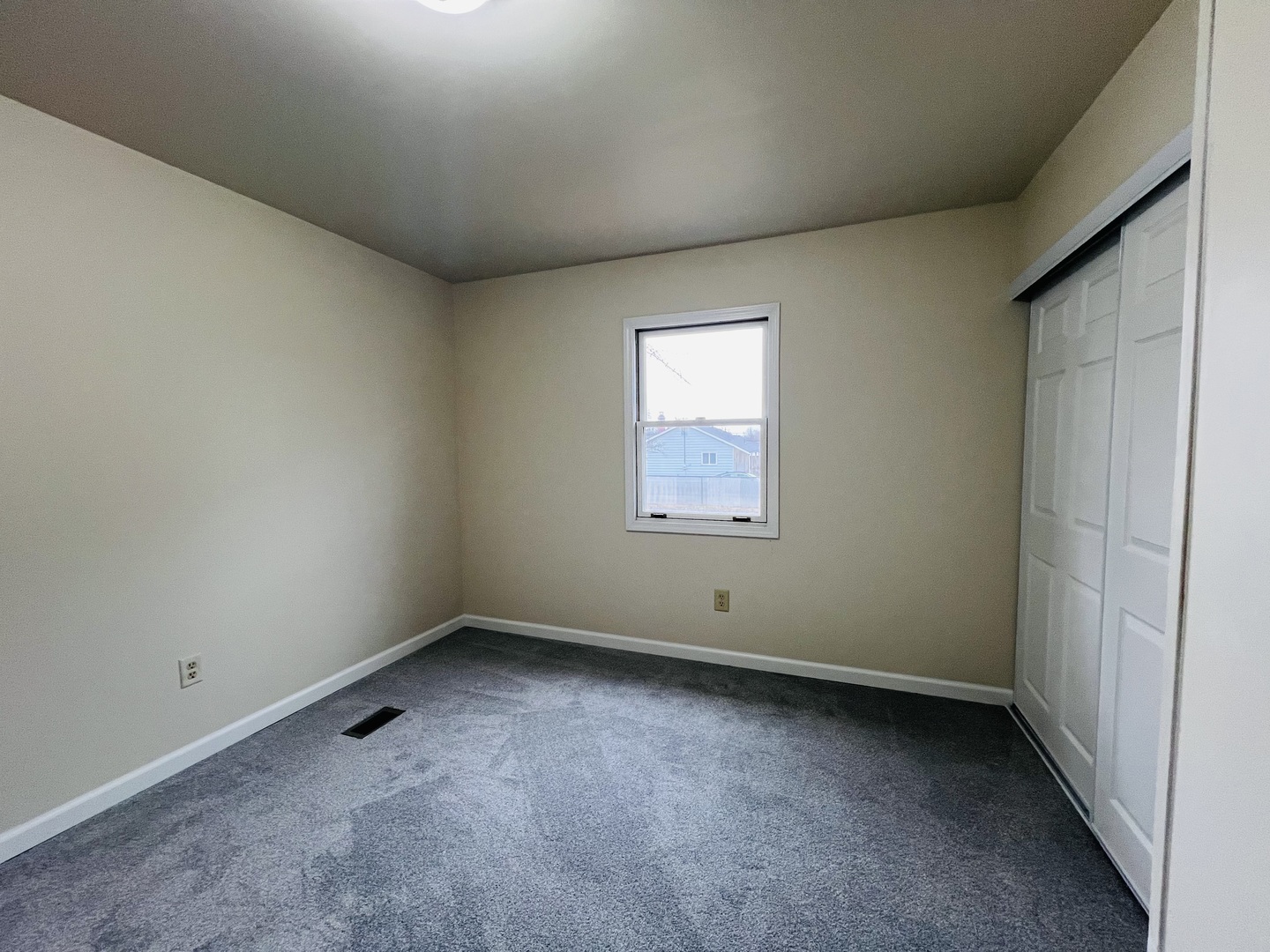 1007 Murphy Street Eldorado, IL 62930 - Photo 19 of 21