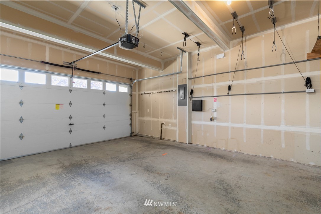 3603 222nd Place Southeast Bothell, WA 98021 - Photo 18 of 40 a view of a garage