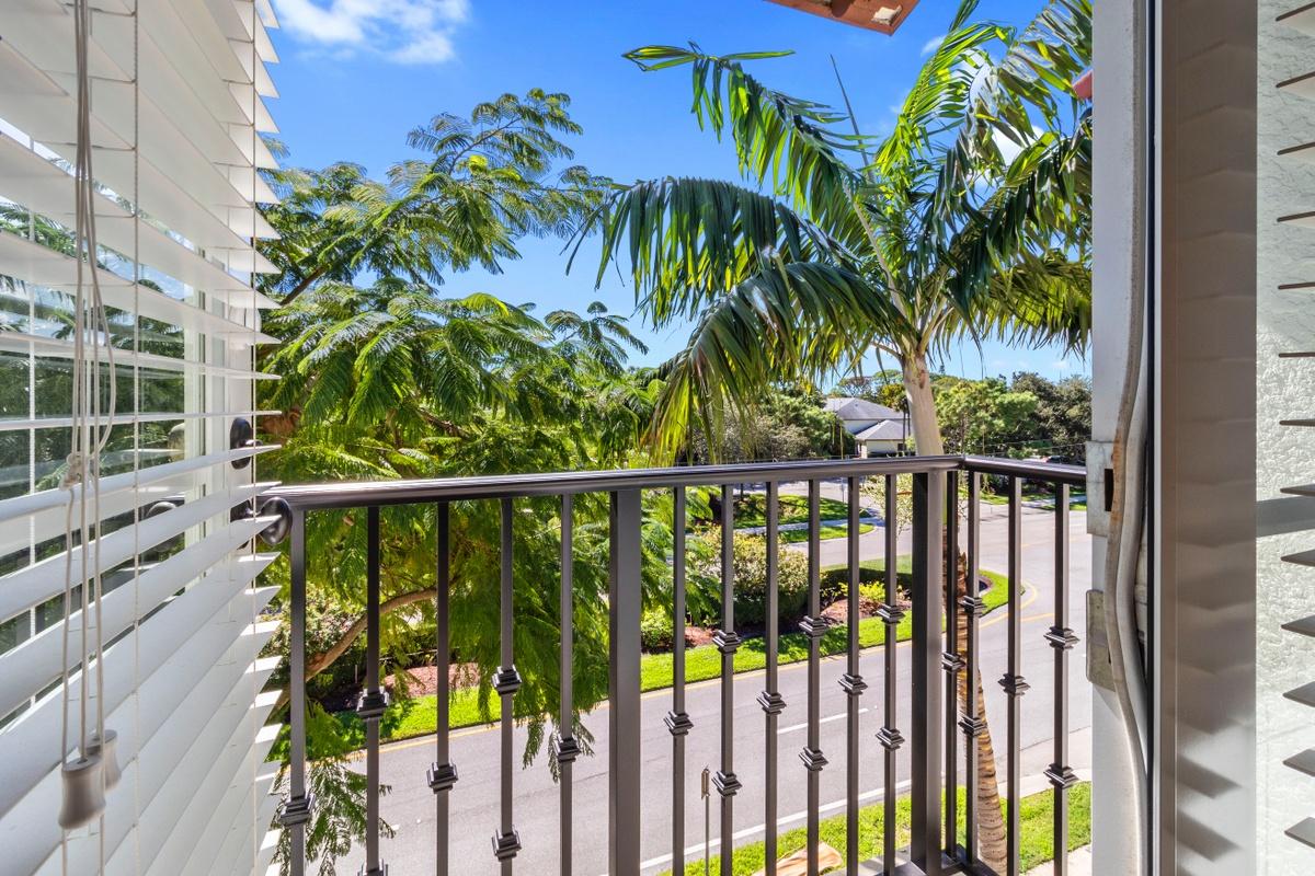58 Via Floresta Drive Boca Raton, FL 33487 - Photo 5 of 25 Balcony off LR