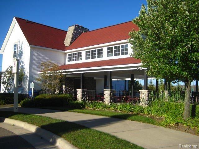 833 Garnet Court, Unit 50 Rochester, MI 48306 - Photo 17 of 24 CLub House