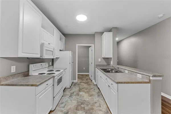 $1,150 | 1008 Hemingway Circle, Unit 1008, Haines City, FL 33844