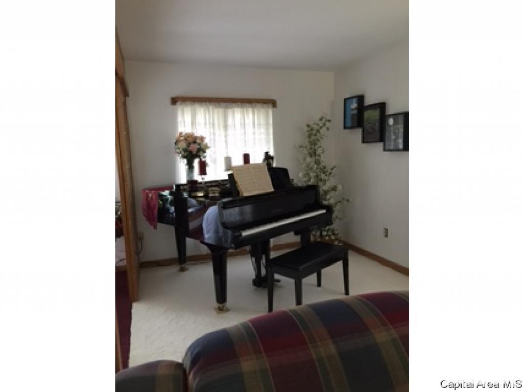 25 Hawthorne Lane Springfield, IL 62712 - Photo 25 of 26 Gallery Image 25