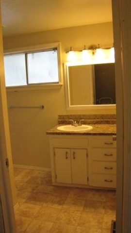 2505 South Bowdish Road Spokane, WA 99206 - Photo 8 of 9 Gallery Image 8