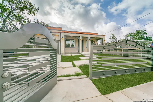 $3,000 | 218 Shenandoah Street, San Antonio, TX 78210