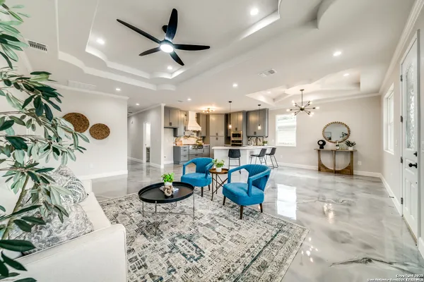 $3,000 | 218 Shenandoah Street, San Antonio, TX 78210