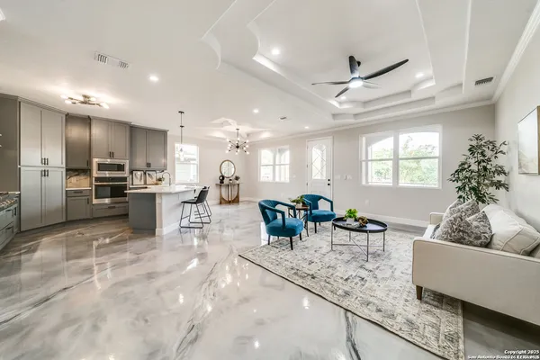 $3,000 | 218 Shenandoah Street, San Antonio, TX 78210