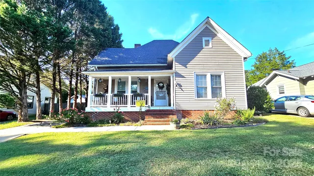 $259,900 | 218 Wilson Street, Unit A&B, Albemarle, NC 28001