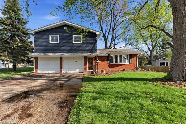 $339,900 | 1320 Golfview Street, Aurora, IL 60506