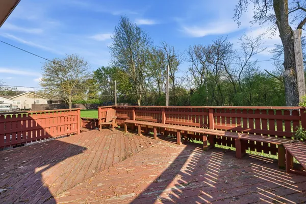 $339,900 | 1320 Golfview Street, Aurora, IL 60506