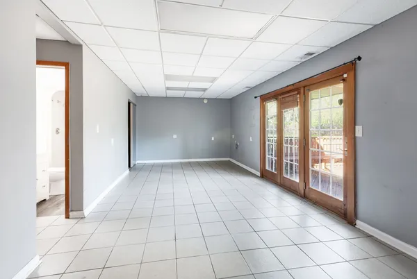 $339,900 | 1320 Golfview Street, Aurora, IL 60506