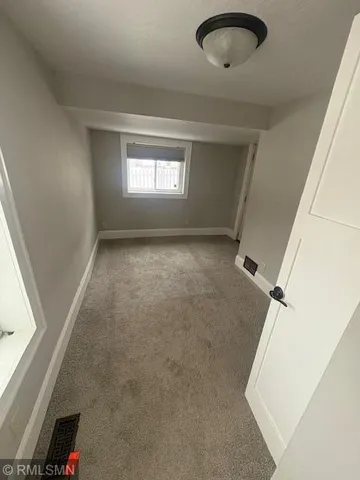 $182,000 | 2522 15th Avenue East, North St. Paul, MN 55109