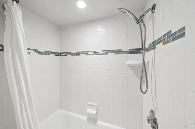 $749,000 | 320 VÃa Casitas, Greenbrae, CA 94904