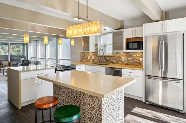 $749,000 | 320 VÃa Casitas, Unit 109, Greenbrae, CA 94904