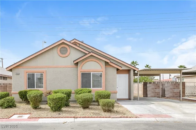 $1,755 | 2025 Havelina Street, Las Vegas, NV 89108