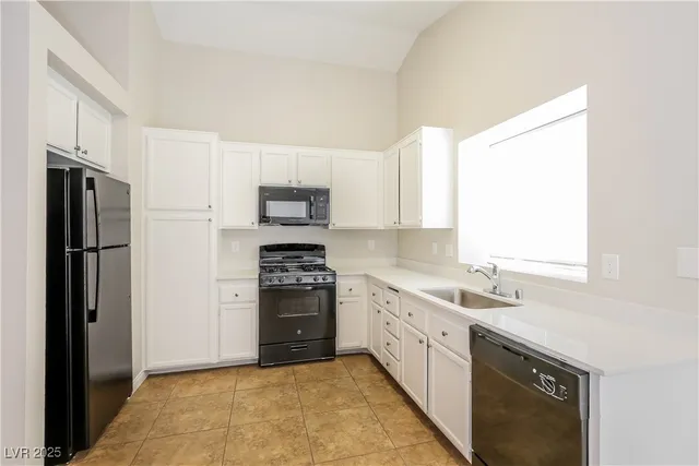 $1,730 | 2025 Havelina Street, Las Vegas, NV 89108
