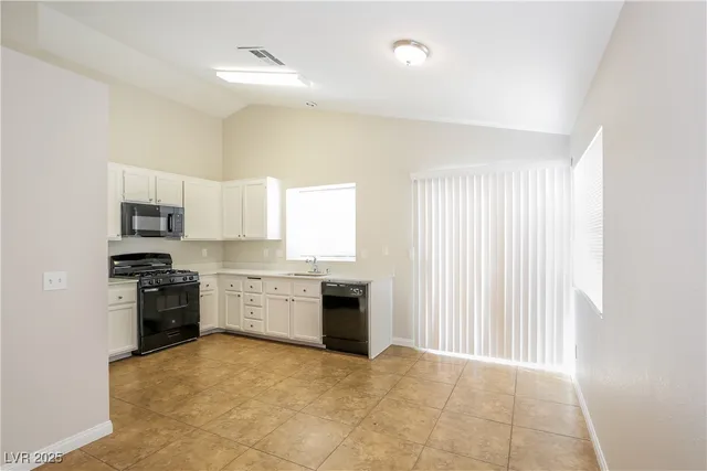 $1,730 | 2025 Havelina Street, Las Vegas, NV 89108