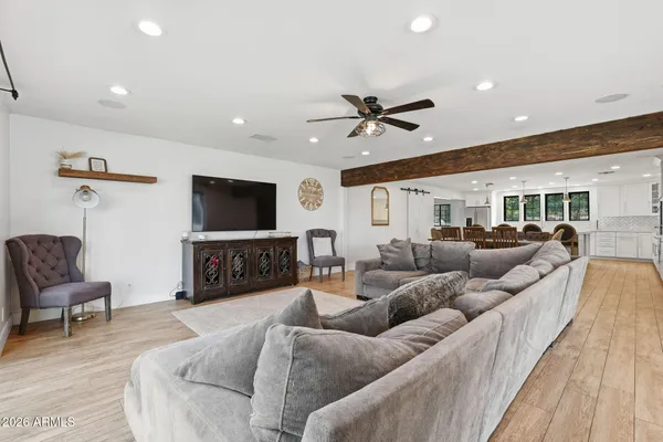 $1,695,000 | 2858 East Redfield Road, Gilbert, AZ 85234