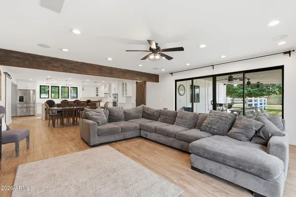 $1,695,000 | 2858 East Redfield Road, Gilbert, AZ 85234