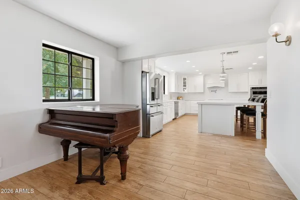 $1,695,000 | 2858 East Redfield Road, Gilbert, AZ 85234