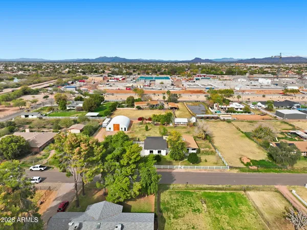 $1,695,000 | 2858 East Redfield Road, Gilbert, AZ 85234