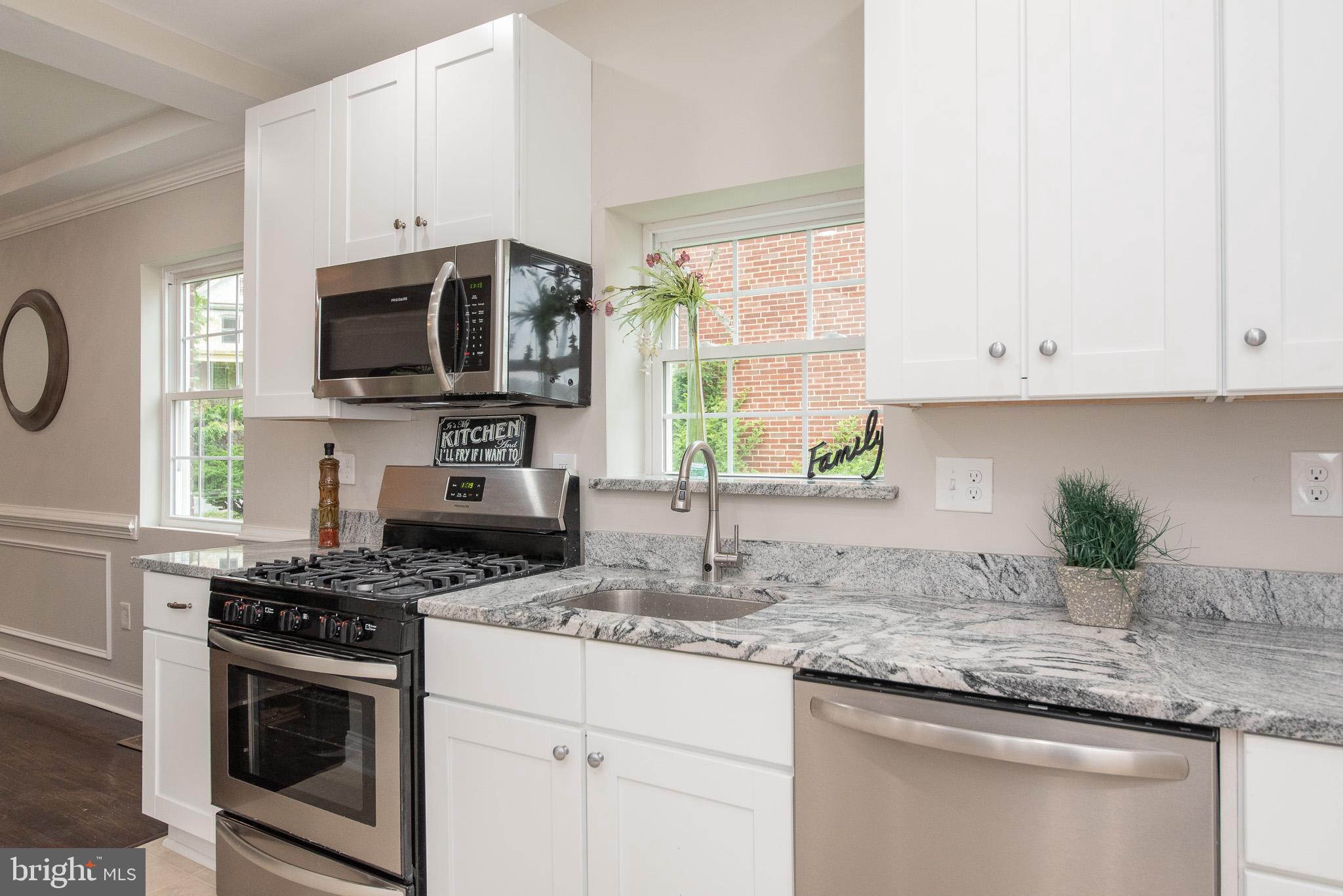 3505 Hilton Road Baltimore, MD 21215 - Photo 14 of 51 Kitchen