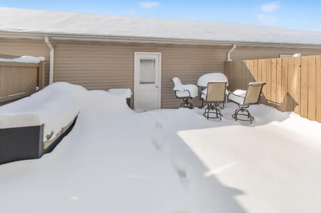 $2,200 | 11828 Broadway, Crown Point, IN 46307