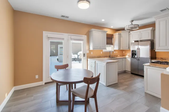 $2,200 | 11828 Broadway, Crown Point, IN 46307