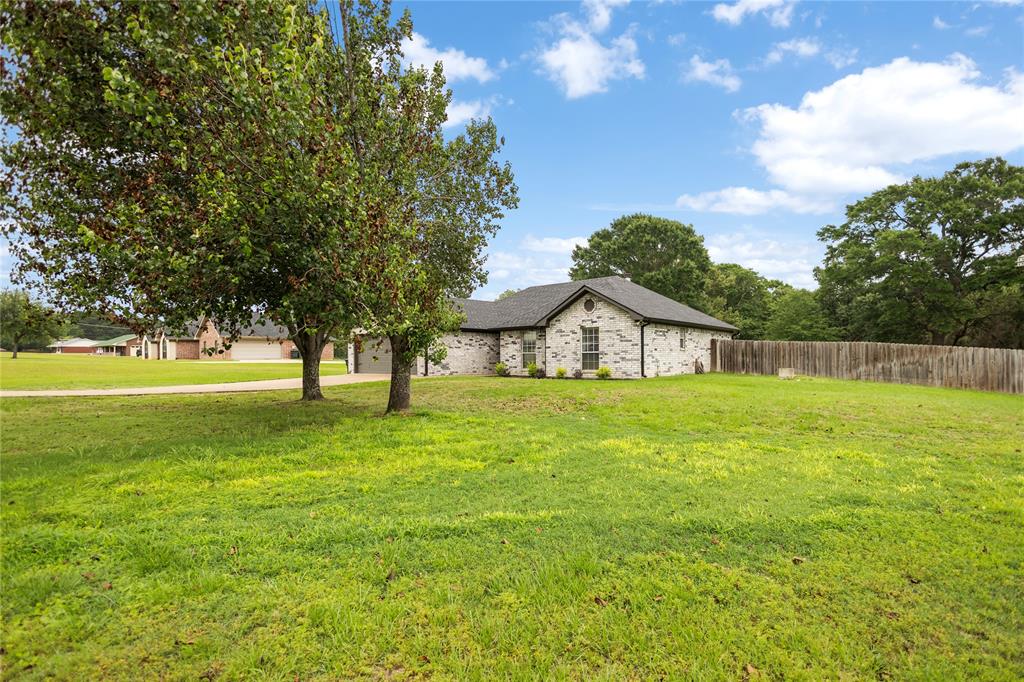 3589 Lansing Switch Road Longview, TX 75602 - Photo 3 of 40