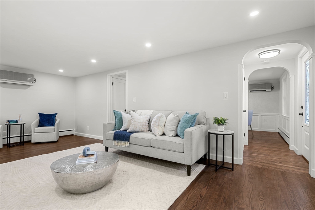 37 Elmcrest Road Wakefield, MA 01880 - Photo 19 of 39 Gallery Image 19