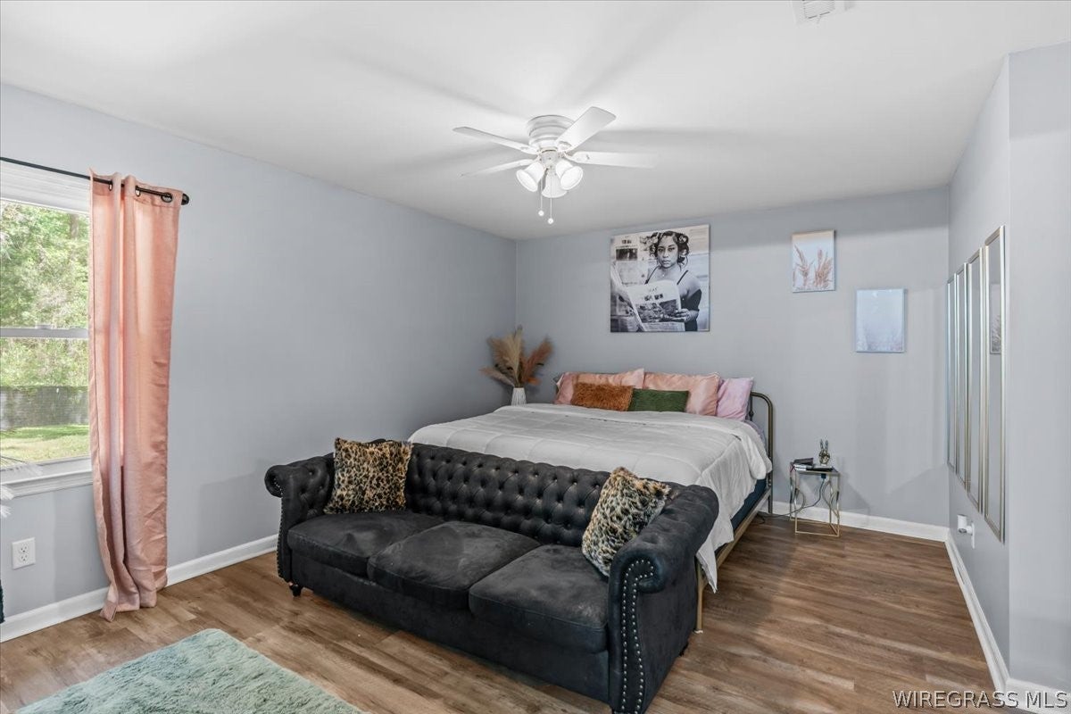 613 Chickasaw Road Enterprise, AL 36330 - Photo 12 of 29 Master bedroom
