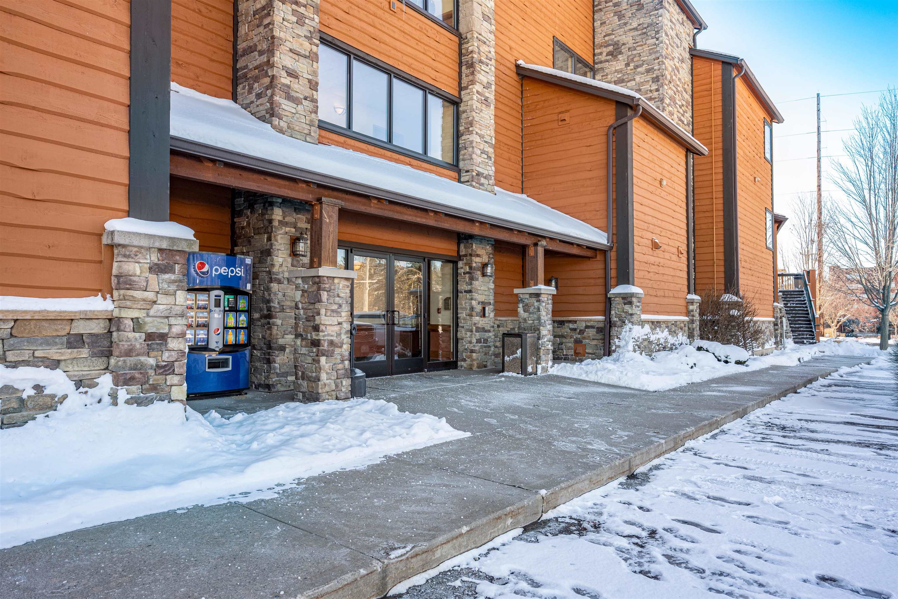 2504 River, Unit 7206 Wisconsin Dells, WI 53965 - Photo 4 of 17