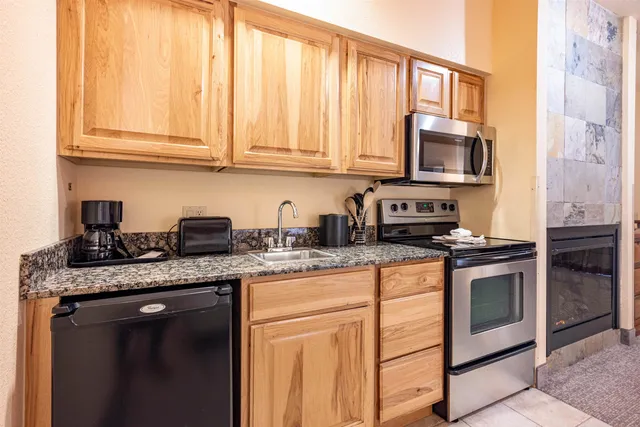 $80,000 | 2504 River, Unit 7206, Wisconsin Dells, WI 53965