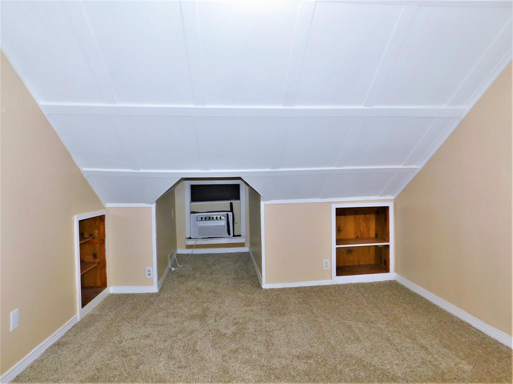 216 Maple Street, Unit 2 Denton, TX 76201 - Photo 11 of 16 a view of empty room with closet