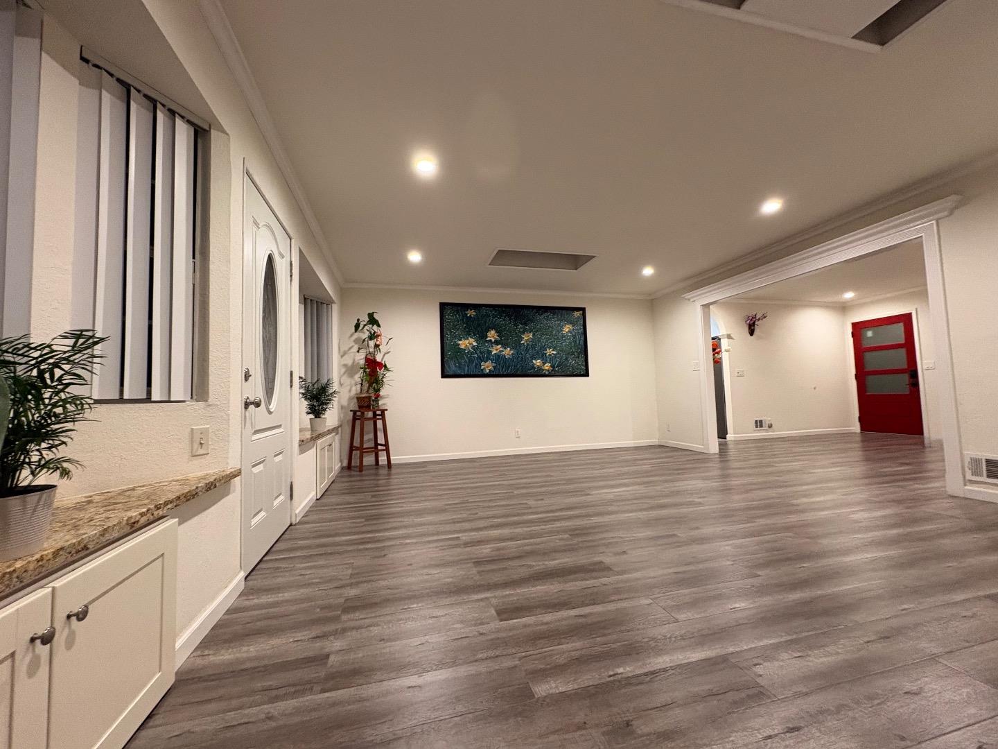 5187 Doyle Road San Jose, CA 95129 - Photo 9 of 36