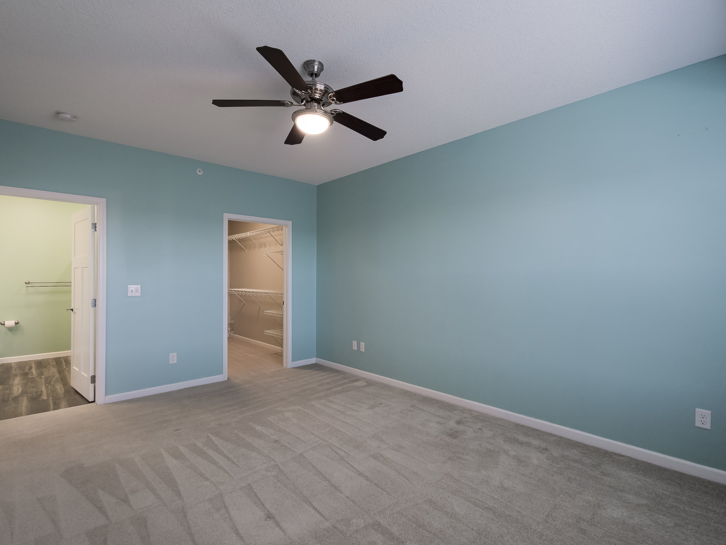 2592 Middle Road, Unit 313 Bettendorf, IA 52722 - Photo 32 of 52
