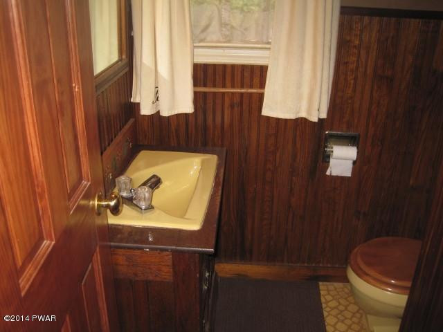 314 Greeley Lake Road Greeley, PA 18425 - Photo 14 of 52