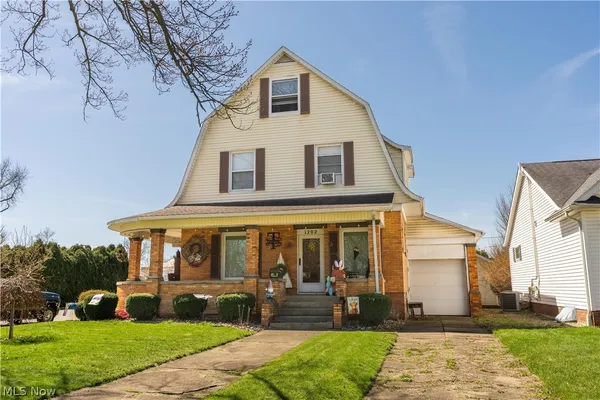 $290,000 | 1202 North Wooster Avenue, Dover, OH 44622