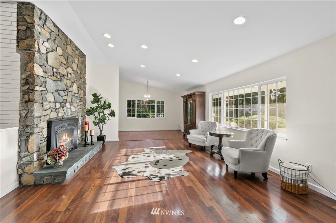 7719 Bernese Road Southwest Lakewood, WA 98498 - Photo 4 of 40 Gallery Image 4