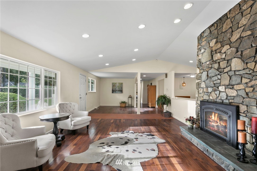 7719 Bernese Road Southwest Lakewood, WA 98498 - Photo 7 of 40 Gallery Image 7
