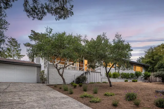 a picture of floor plan