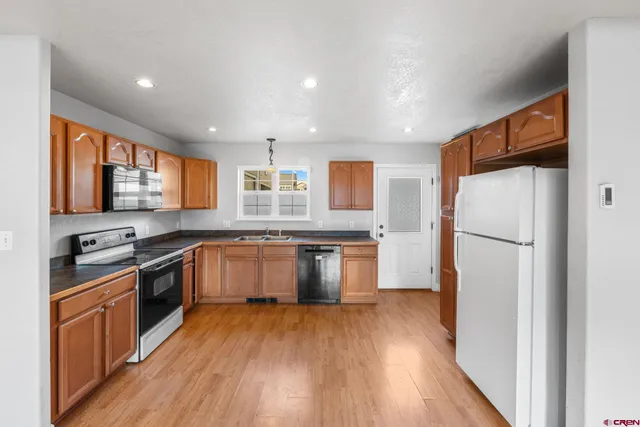 $575,000 | 302 Van Tuyl Circle, Unit E, Gunnison, CO 81230