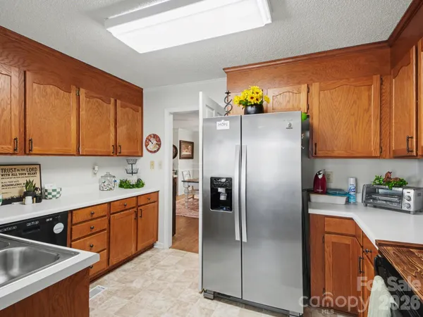 $389,900 | 1706 Whitney Lane, Salisbury, NC 28146