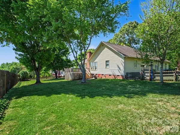 $389,900 | 1706 Whitney Lane, Salisbury, NC 28146