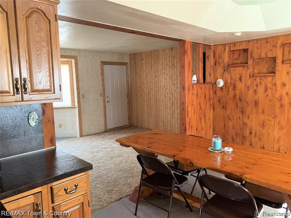 5483 West Frances Road Clio, MI 48420 - Photo 9 of 23 fran din2.jpg