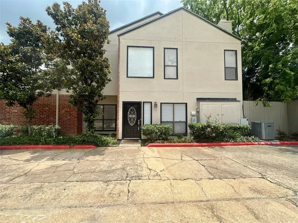 $2,200 | 2486 Bering Drive, Unit 2486, Houston, TX 77057