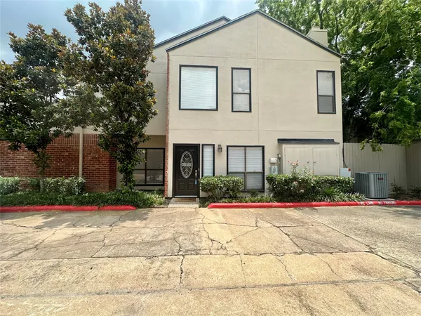$2,300 | 2486 Bering Drive, Unit 2486, Houston, TX 77057
